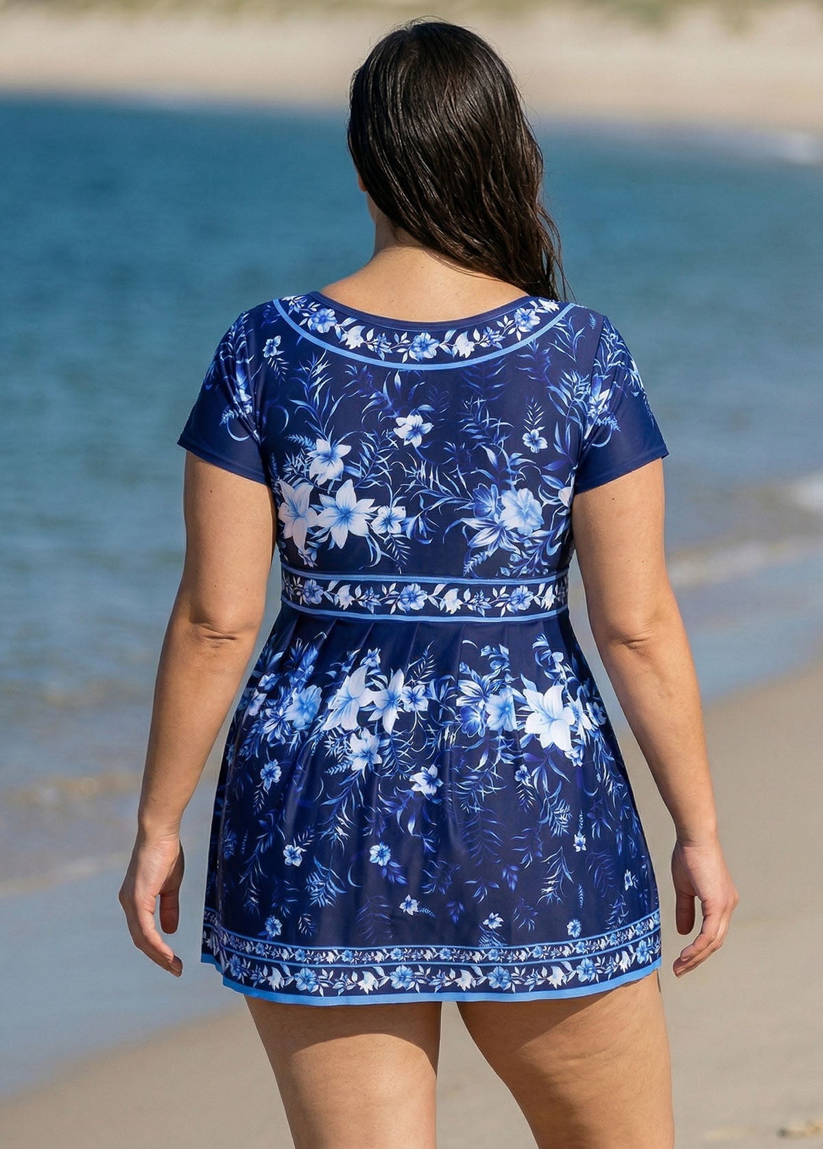 Blue Floral Short Sleeves Vintage Padded Plus Size Women's Swimsuit Swimdress Top