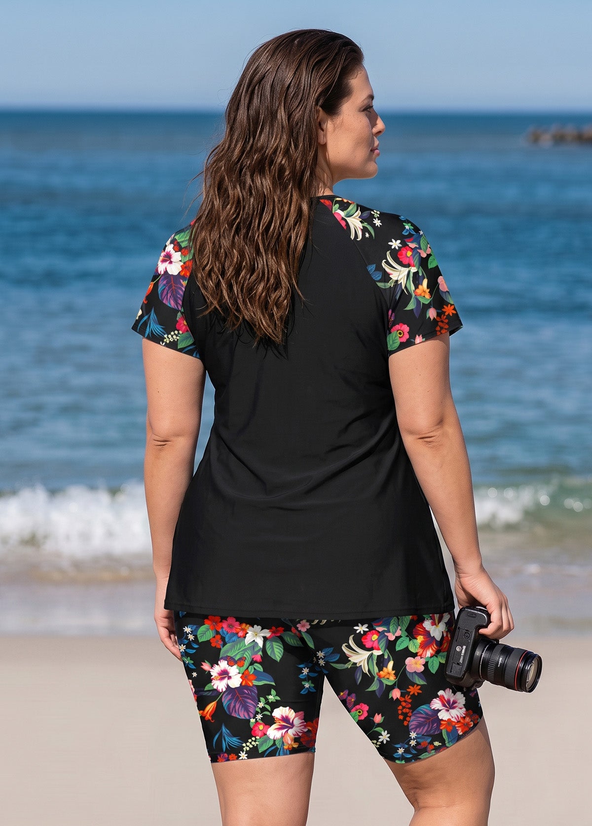 Plus Size Red Floral Print Scoop Neck UPF50+ Short Sleeves Swimsuit Two Piece Tankini Set