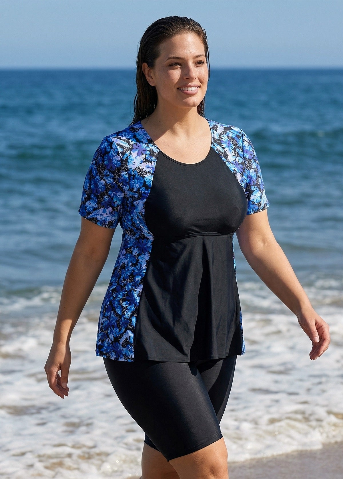 Curvy Blue Tropical Plants Upf50+ Short Sleeves Vintage Women's Swimsuit Shirt Tankini Top