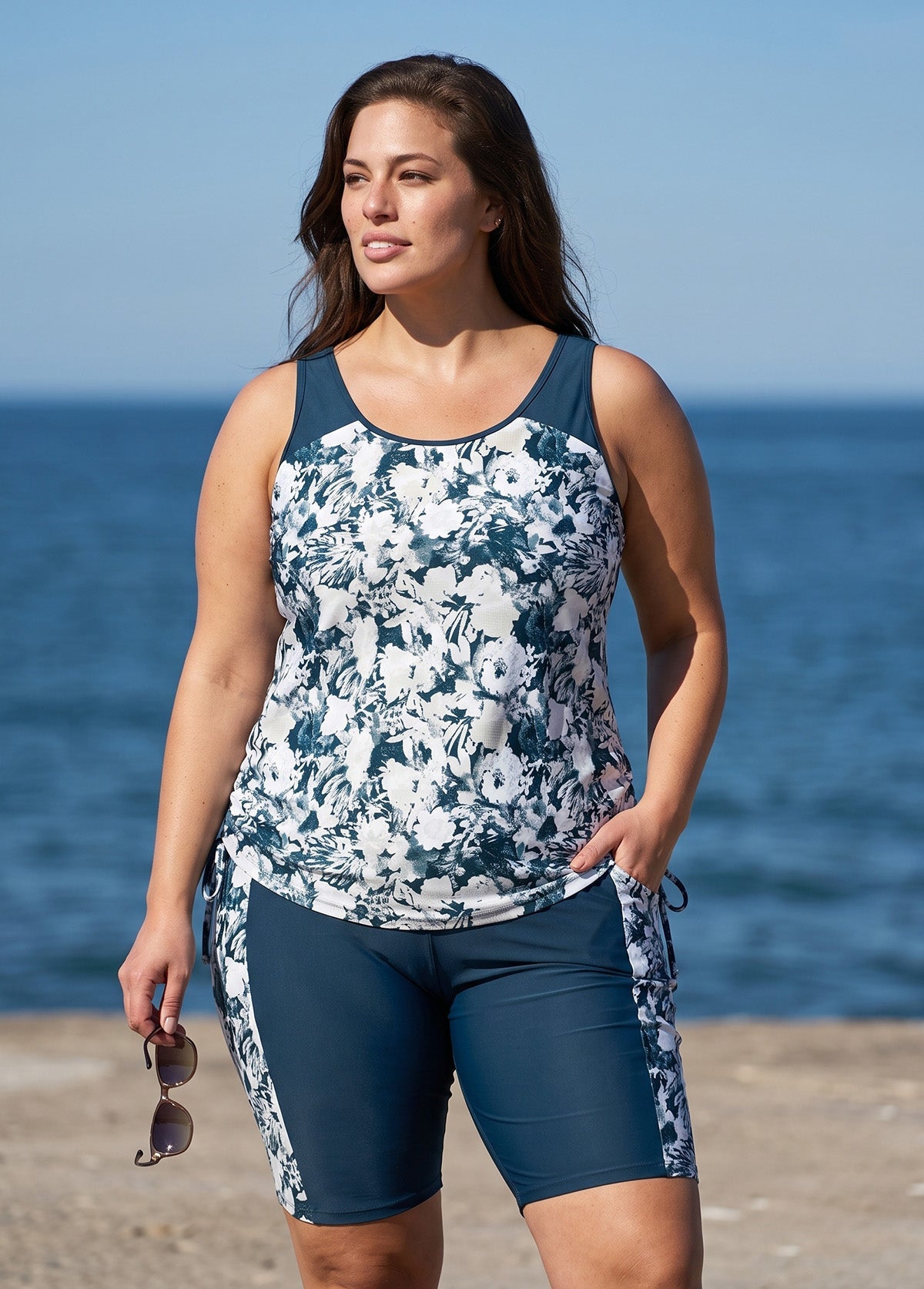 Navy Floral Print Scoop Neck Sleeveless Modest Curvy Women's Swimsuit Tankini Set